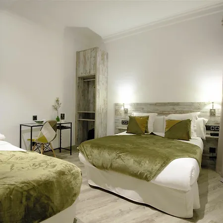 Dreamkeys & Hotel 3*