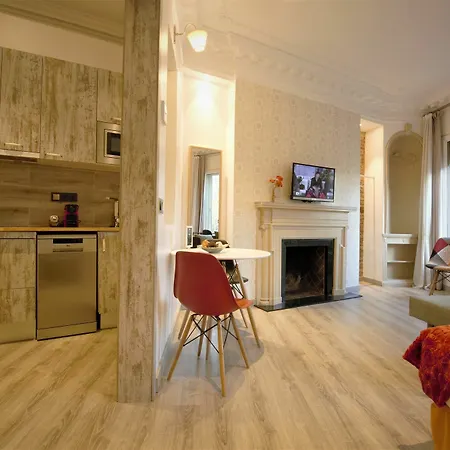 Dreamkeys & Hotel 3*
